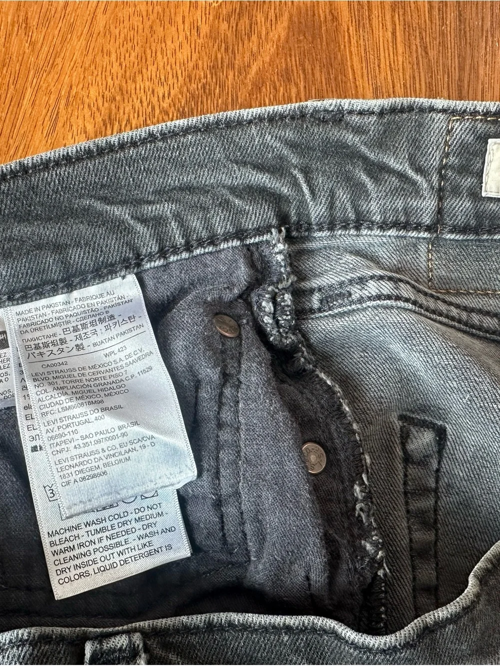Levis 541 Premium Black Denim Regular Fit Jean Size 36x32 Actual 35x29 Big E